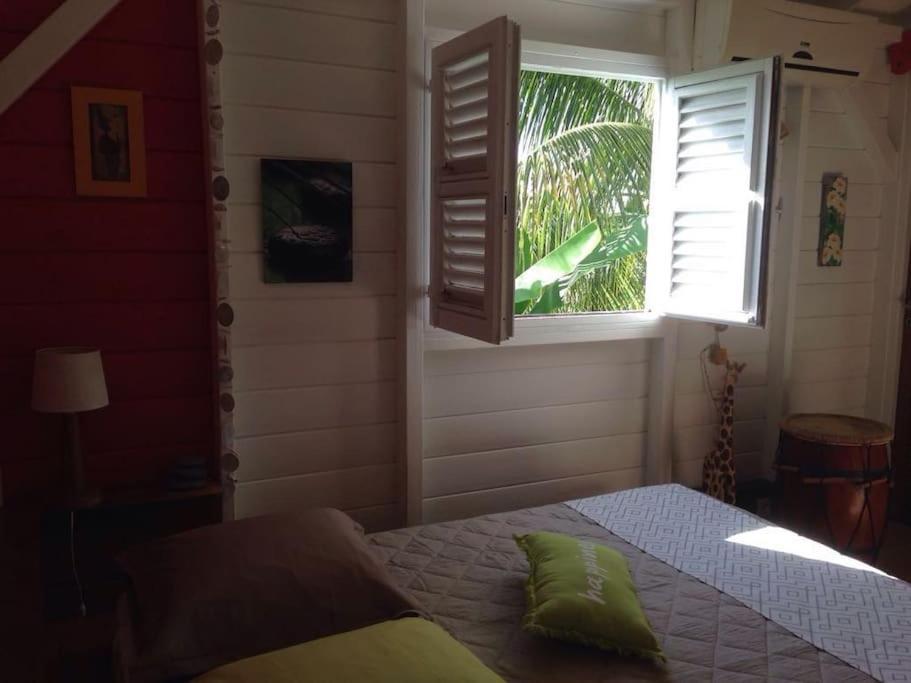 Charmant Bungalow Un P'Tit Coin De Paradis Сен Франсоа Екстериор снимка